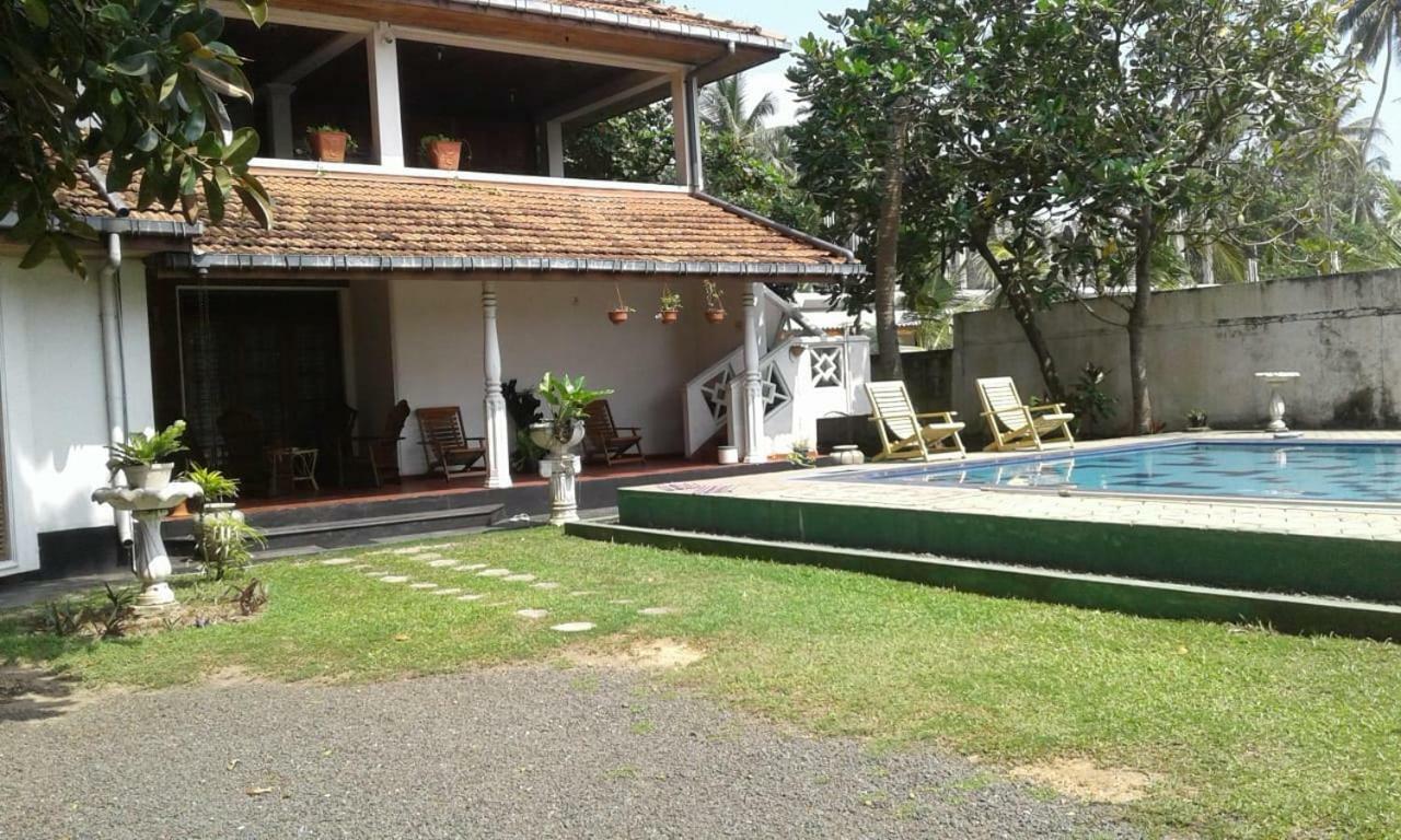 Villa Sea Sprays Hikkaduwa Zewnętrze zdjęcie